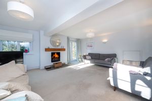 Sitting room- click for photo gallery